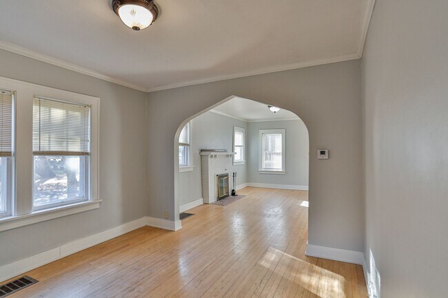 Foto del edificio - 2 Bed 1.5 Bath Single Family Home With Large Upper Loft Area in Wausau