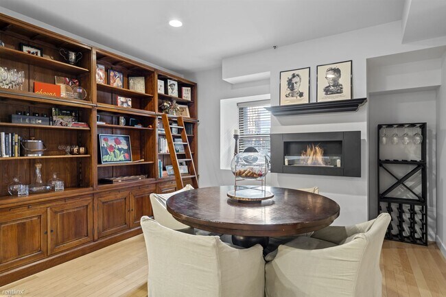 Foto del edificio - 1 br, 1 bath Condo - 72 Orange St Apt 1A