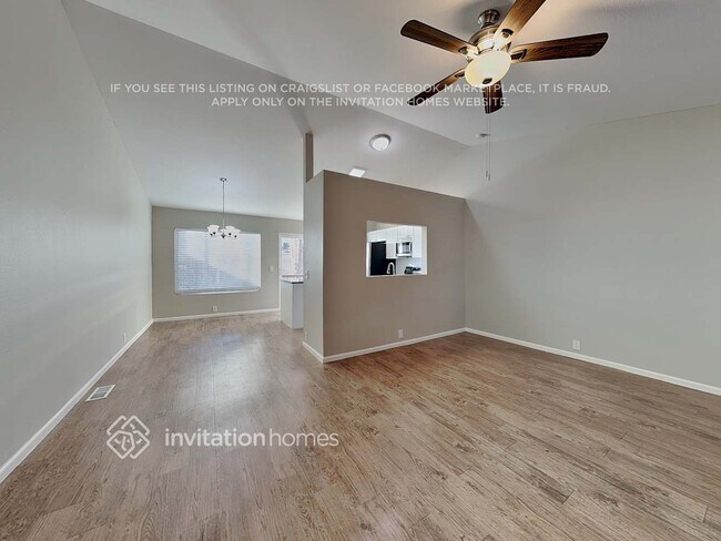 Foto del edificio - 6597 Hannah Rose Rd