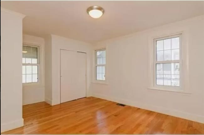 Photo - Check out this 1 bedroom in Brighton.... Townhome