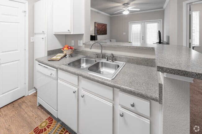 Un dormitorio 748 pies cuadrados - Turnberry Place Apartments