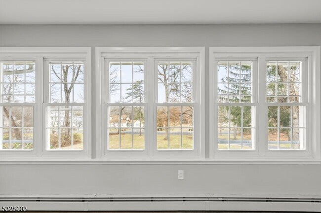 Building Photo - 427 Meyersville Rd
