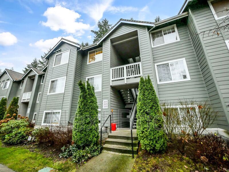 15433 Country Club Dr Unit C305, Mill Creek, WA 98012 Condo for Rent