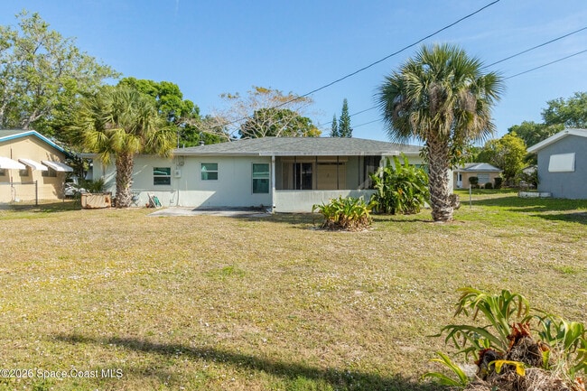 Building Photo - 407 Bunker St