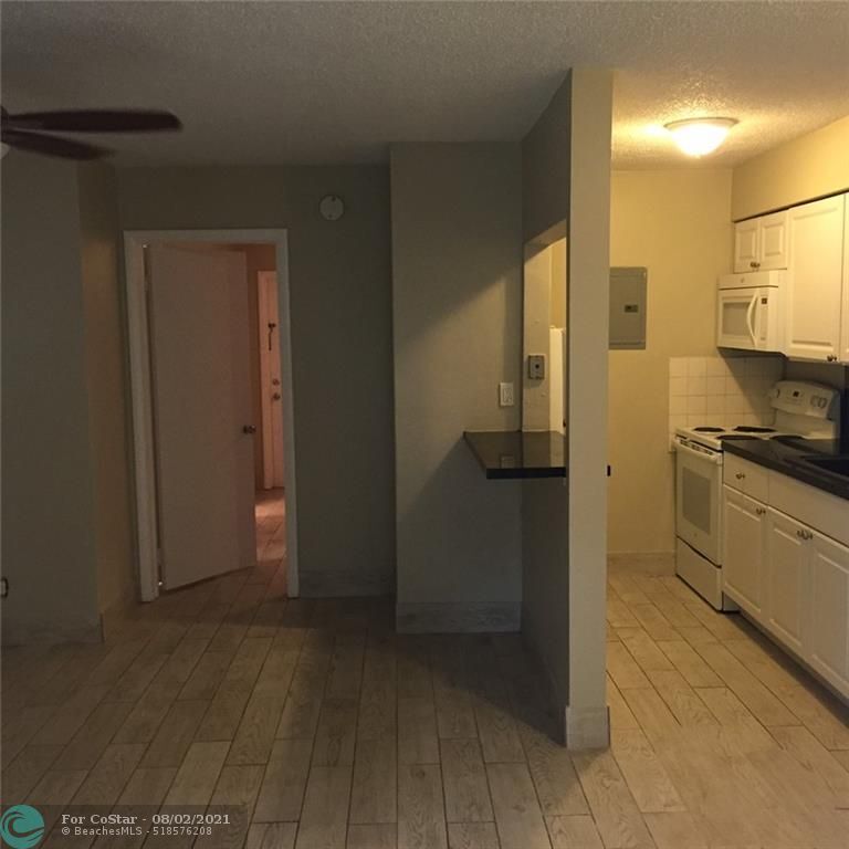 Foto del edificio - 340 SW 16th Ct