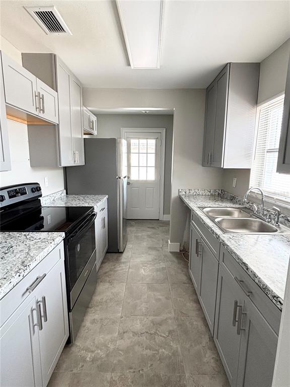 Foto del edificio - 2692 Beal St