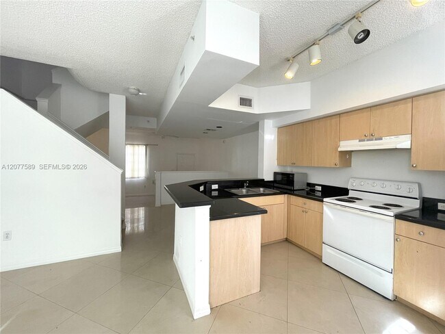 Foto del edificio - 2831 NE 185th St