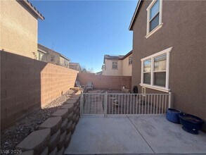 Building Photo - 10806 Old Ironsides Ave