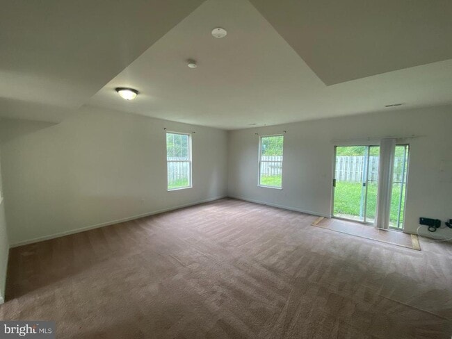 Building Photo - 10910 Coreys Way