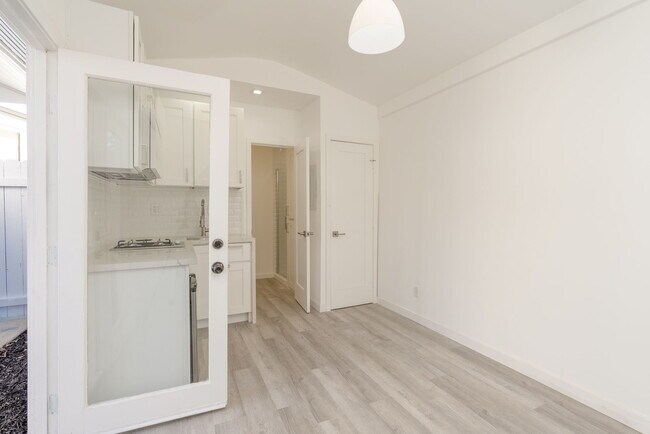 Foto del edificio - 4410 Park Blvd