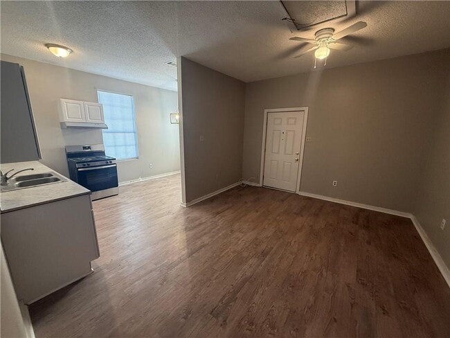 Building Photo - 36 Gulf St