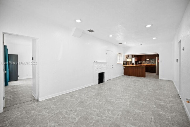 Building Photo - 1199 NW 121st St
