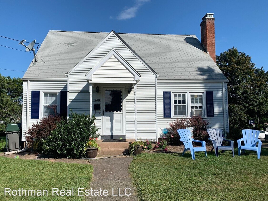 Foto principal - 3 br, 2 bath House - 269 West Center Street