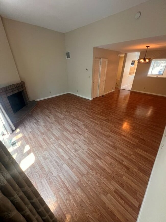 Photo - 5402 Briar Ridge Dr House