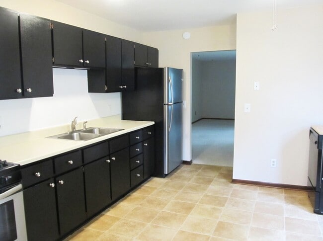 Building Photo - Cozy 3 Bedroom 1 Bath Ranch in Portage