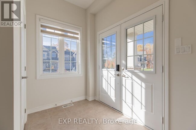 Building Photo - 380 Beechwood Forest Ln