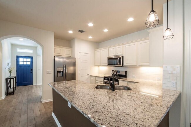 Building Photo - 8920 Cattalo Ln