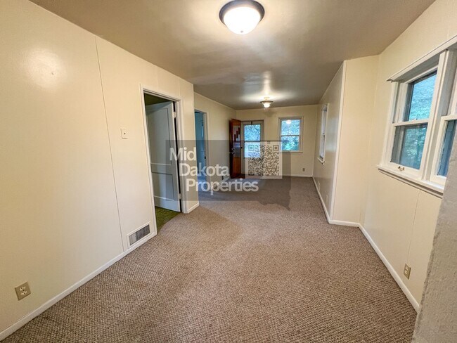 Foto del edificio - 618 S Edmunds- 2 bedroom house