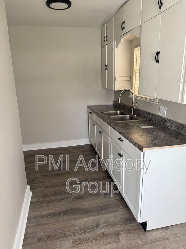 Foto del edificio - 612 SE 28th St