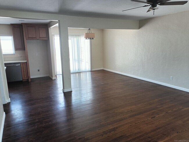 Foto del edificio - 5225 Nannette St