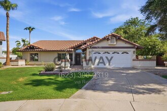 Building Photo - 1365 N Diane Cir