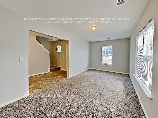 Foto del edificio - 1320 Eastway Dr