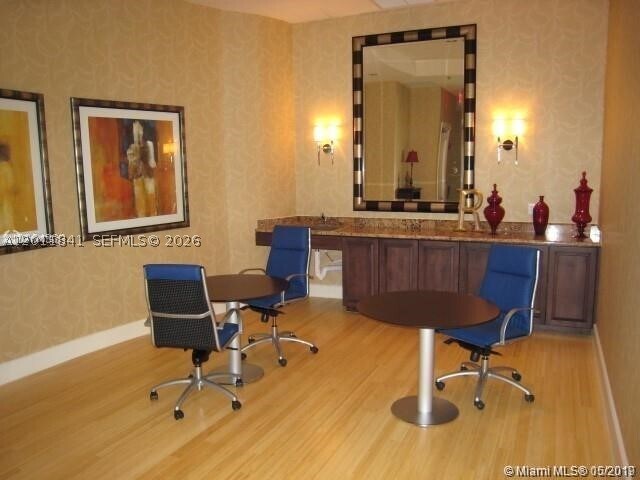Building Photo - 1830 Radius Dr