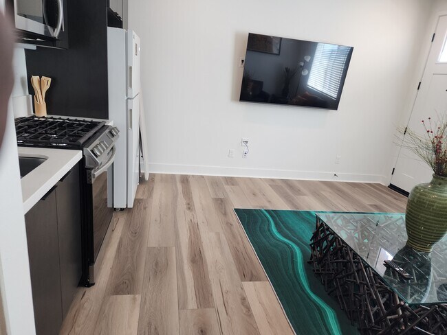 Building Photo - 28353 Old Spgs Rd