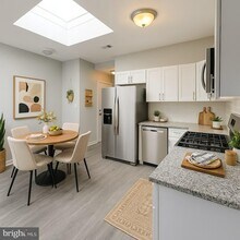 Building Photo - 538 N 32nd St