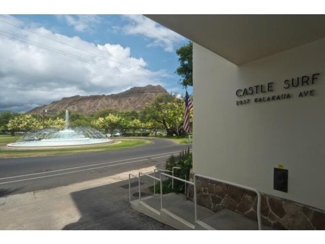 Awesome location right across from Kapiolani Park - 2937 Kalakaua Ave