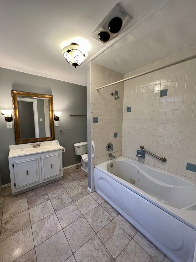 232 Cuyler St Unit 3, Palmyra, NY 14522 232 Cuyler St Palmyra, NY