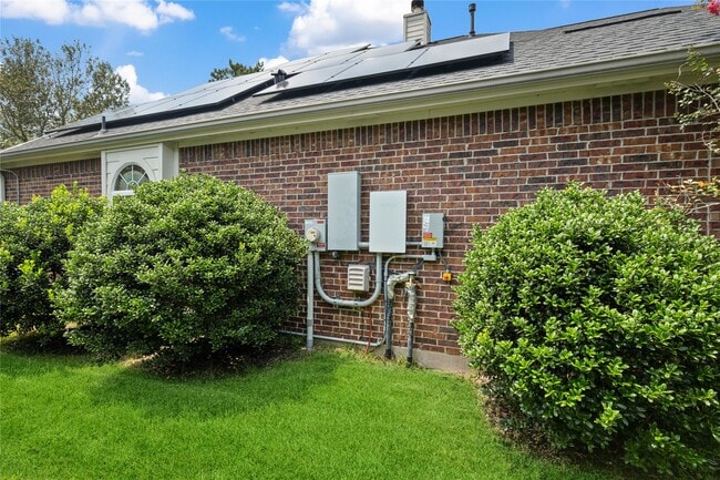 Building Photo - 20698 Oakhurst Meadows Dr