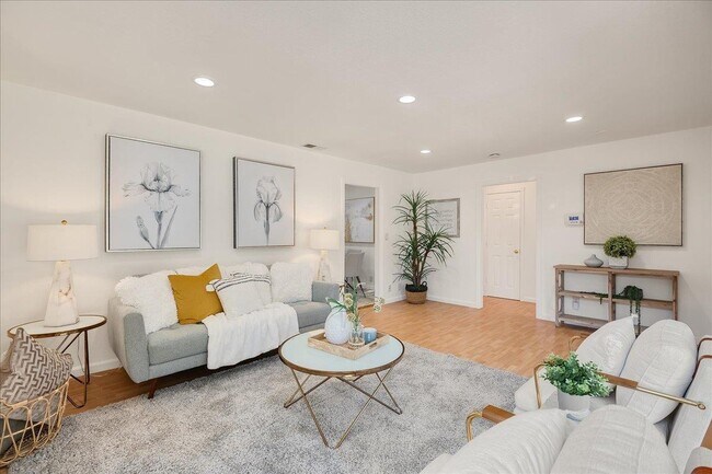 Living Room - 3825 Haven Ave