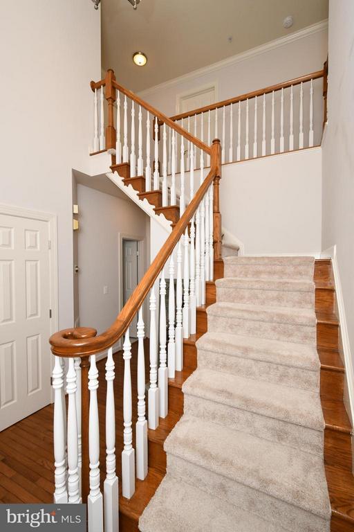 Primary Photo - 2144 Tysons Executive Ct