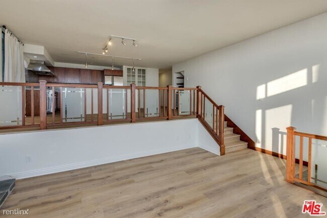 Foto del edificio - 2 br, 2 bath Condo - 1 Buccaneer St Apt 4