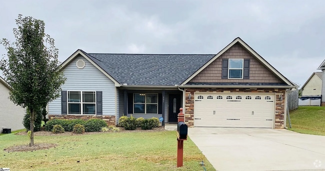 Building Photo - 321 Gleaner Dr