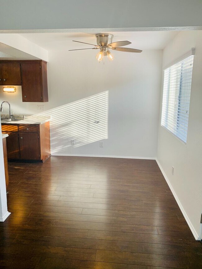 Foto del edificio - BRO239