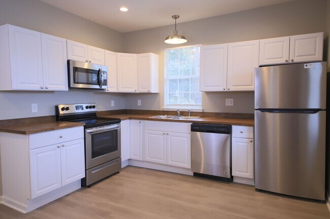 Building Photo - Charming 3 bedroom Home in Opelika!