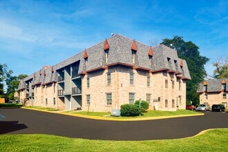 Building Photo - 2100 Melson Rd