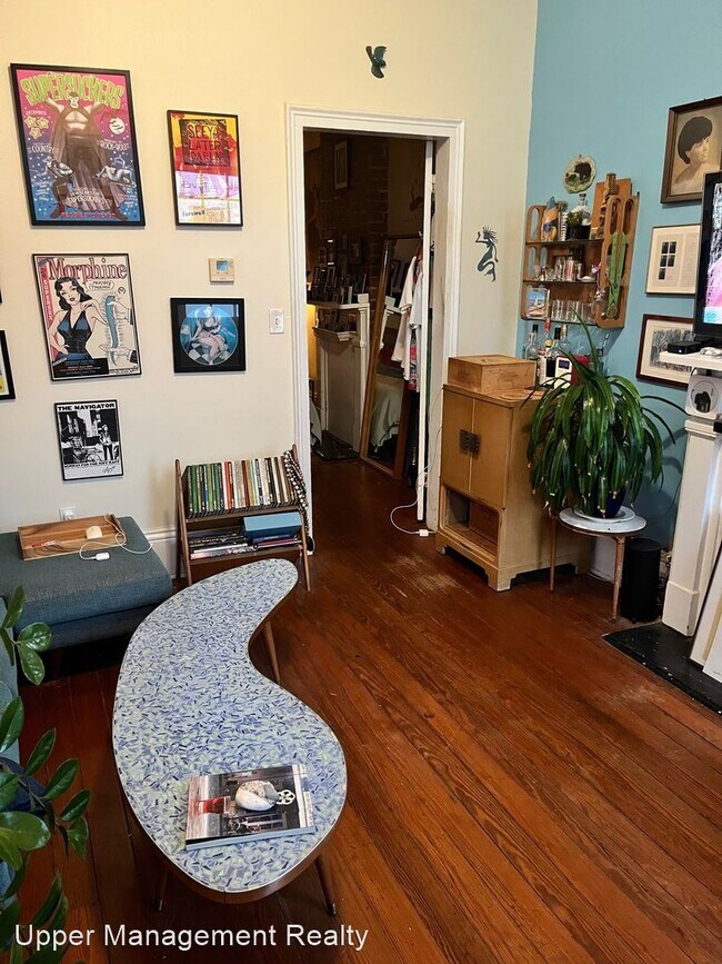 Building Photo - 1 br, 1 bath Apartment - 4501-03 Constance...