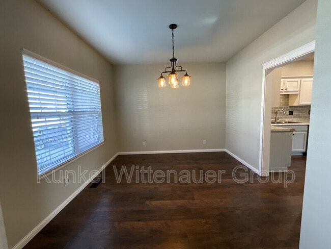 Building Photo - 329 Ring of Kerry Dr