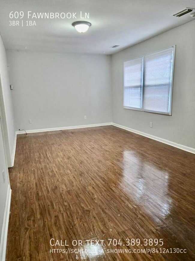 Building Photo - 609 Fawnbrook Ln