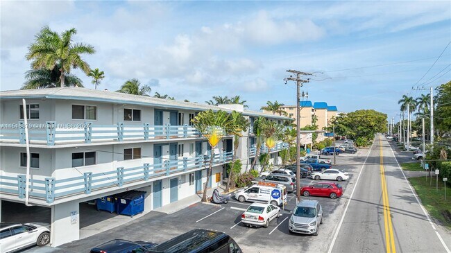 Foto del edificio - 1535 SE 15th St
