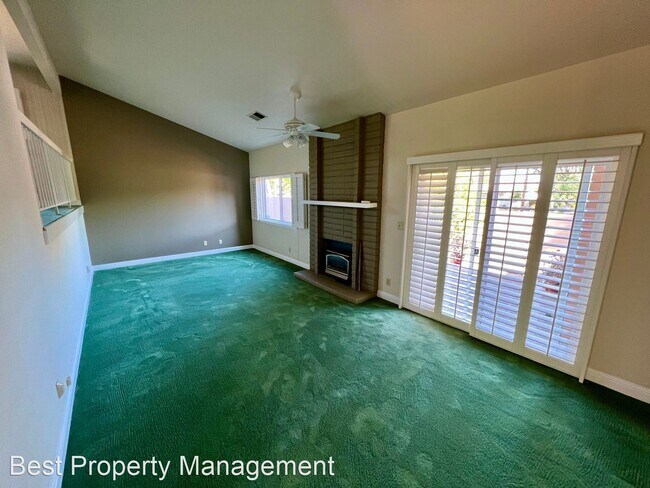 Building Photo - 3 br, 2.5 bath House - 37800 Bright Cmn