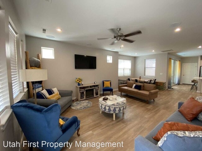 Building Photo - 3 br, 2.5 bath House - 756 W Scarlet Hill Dr