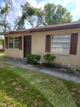 Building Photo - 1711 Birchwood Cir