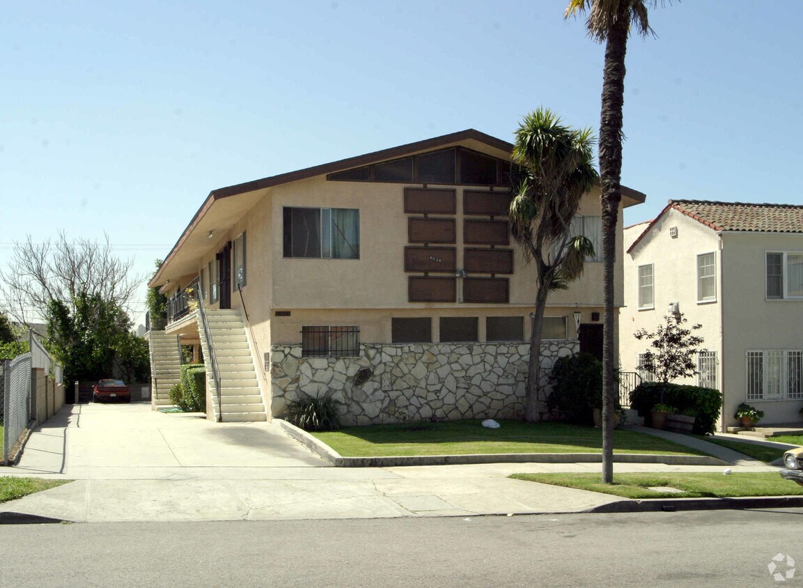Foto principal - 4038 W 28th St