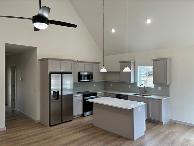 Foto del edificio - Brand New 2 Bed Home - Springfield MO