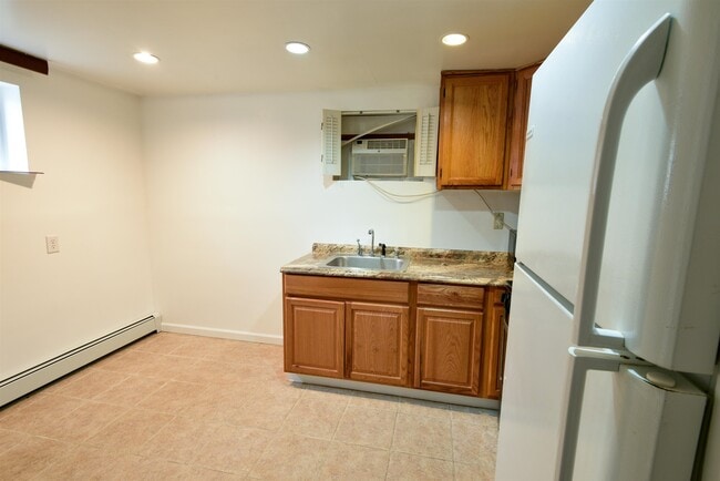 Foto del edificio - 108 W 42nd St