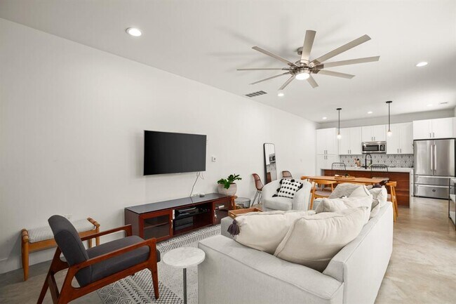 Foto del edificio - 1402 Meander Dr